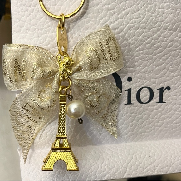 Handmade Accessories - Handmade Gold Eiffel Tower Bow Keychain with Pearl Accent